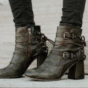 ISO Freebird HERO boot in Black size 9